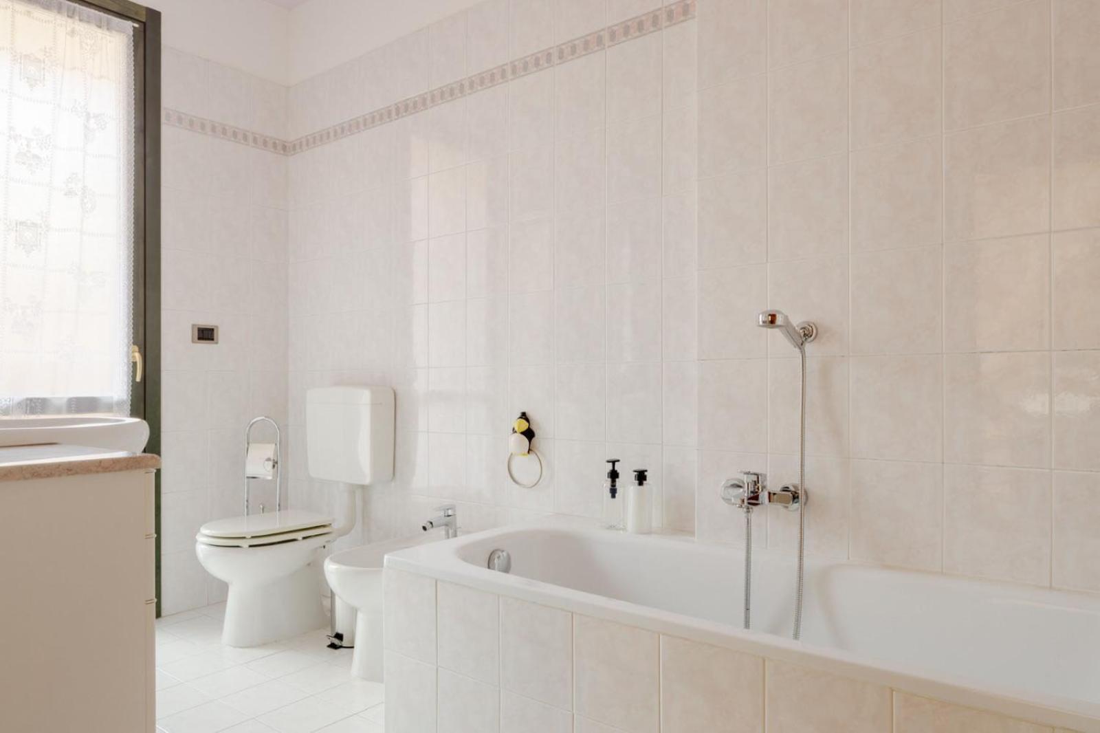 Casa Louise - Appartamento Don Bedetti Bologna Kültér fotó